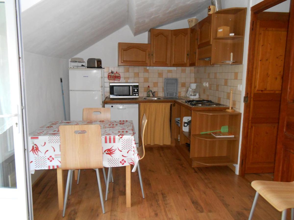Location Mirande 2 Chambres 4 Couchages 9 Rue De Soupon Ларенс Екстер'єр фото